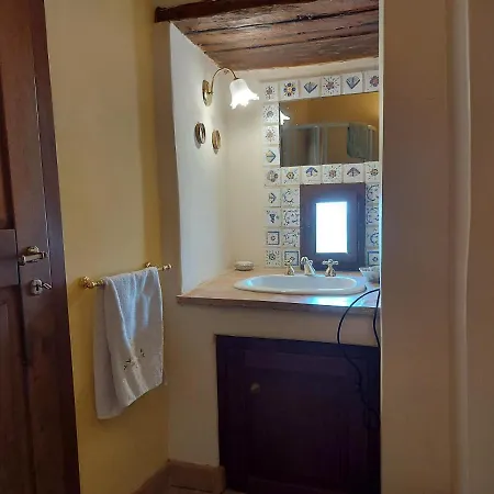 Vakantiehuis Castello 5 Posti Letto. *