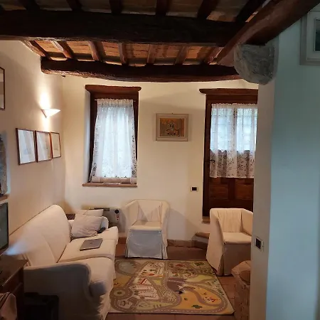 Holiday home Castello 5 Posti Letto. Montelagello