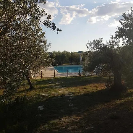 Castello 5 Posti Letto. *